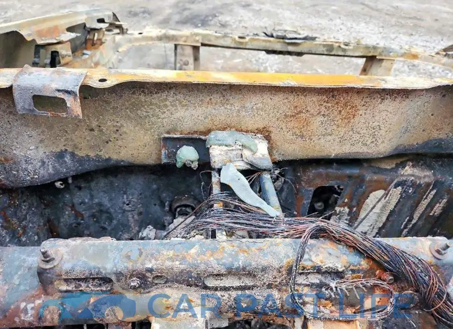 1GCGTDEN5N1329151# 9