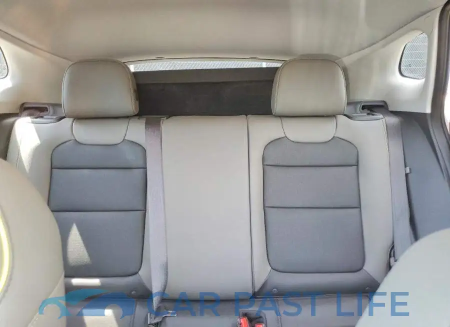 KL77LKEP9TC013501# 10