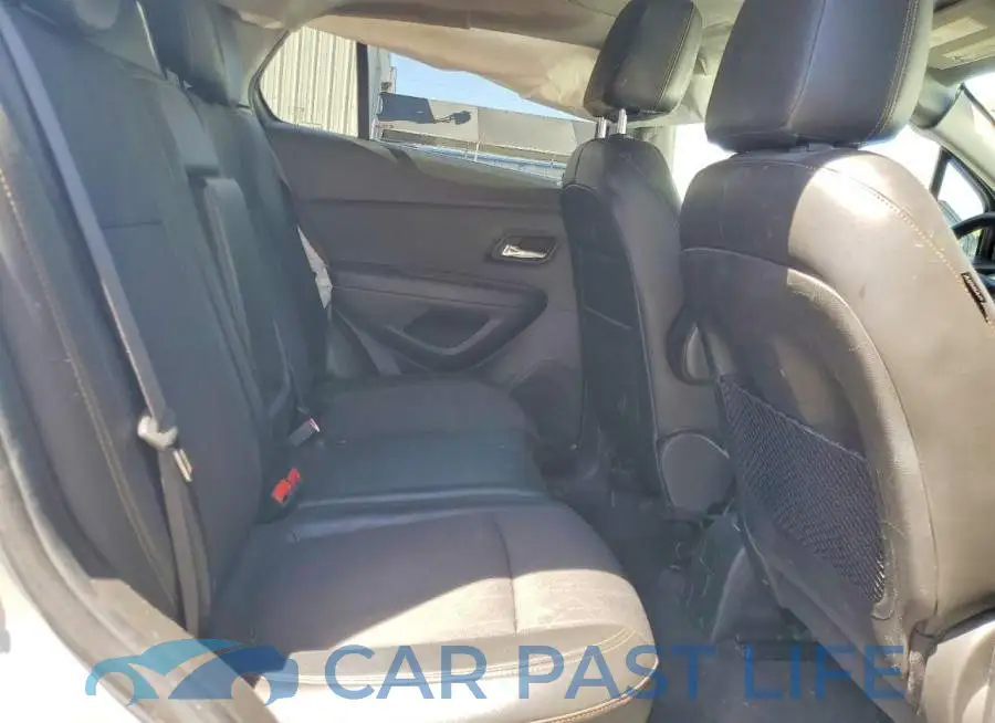 KL7CJLSB2JB617171# 11