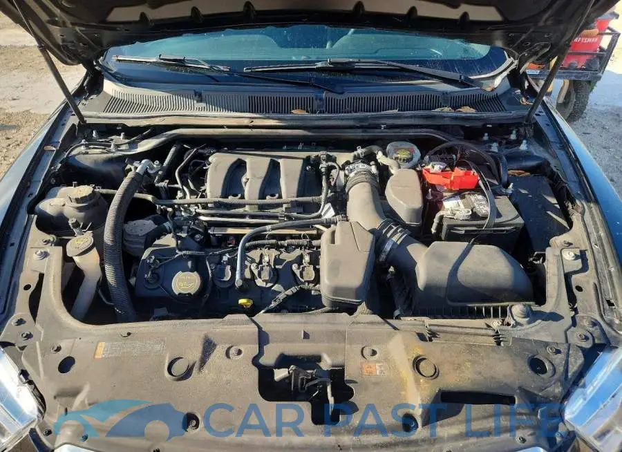 1FAHP2E87JG137363# 11