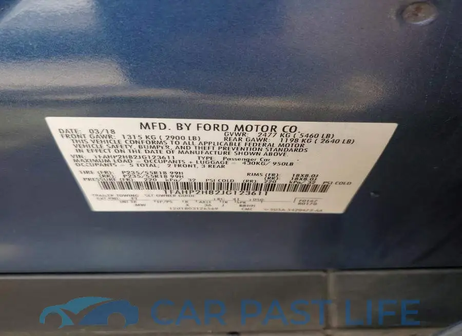 1FAHP2H82JG123611# 12
