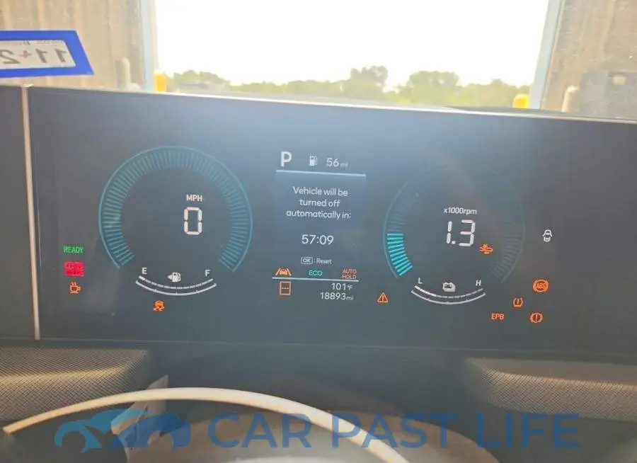 KMHL24JJ1TA144771# 9
