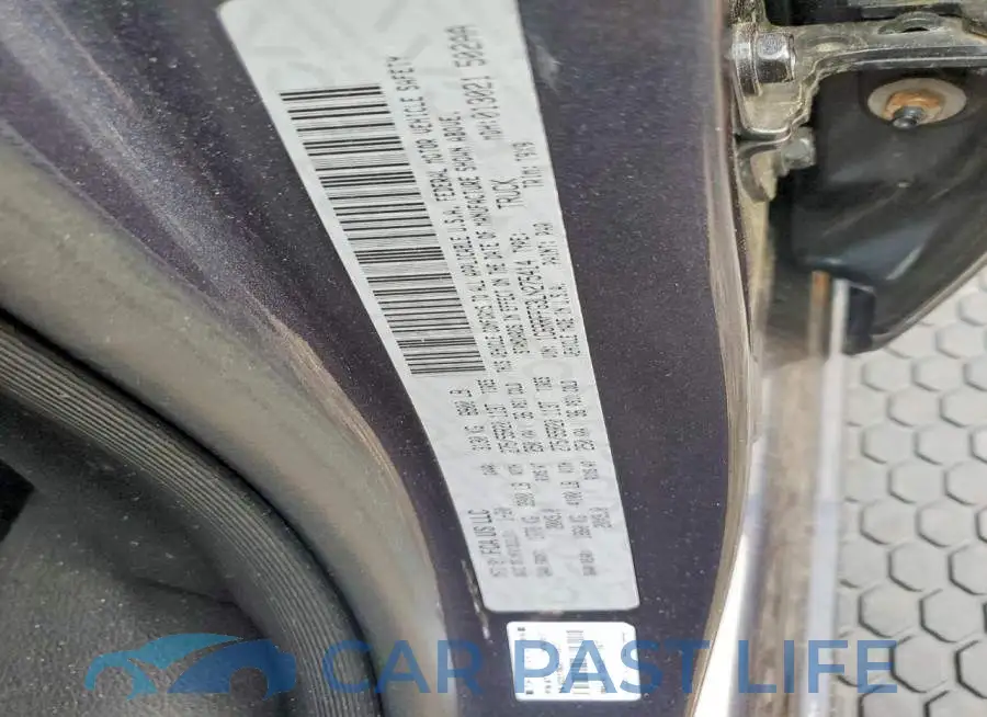1C6RRFFG3LN275414# 12
