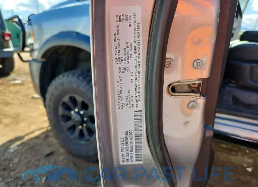 3C6TR5EJ0MG681965# 12