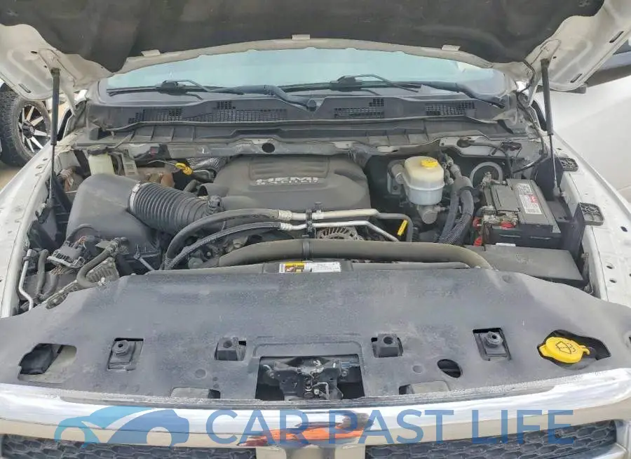 3C6UR5CJ7JG283882# 11