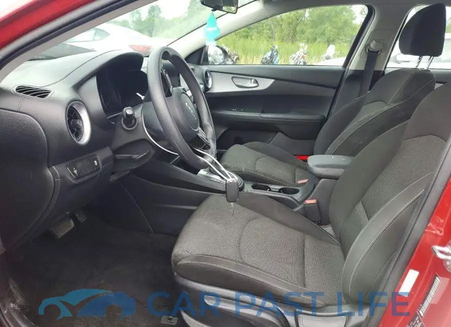 3KPF24AD2RE740229# 7