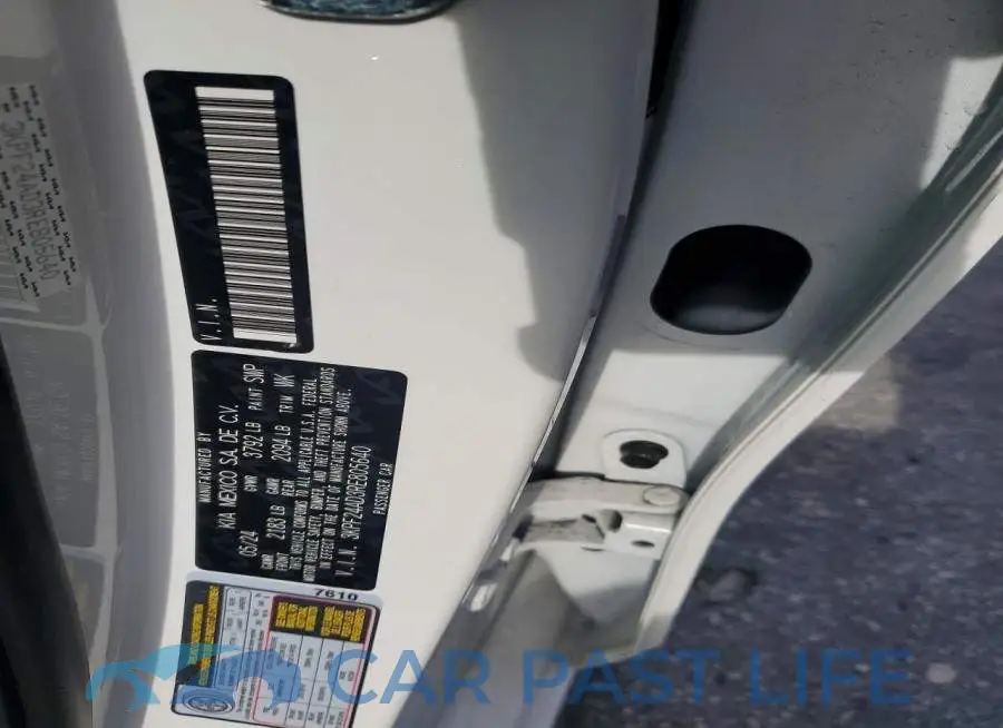 3KPF24AD3RE805640# 13