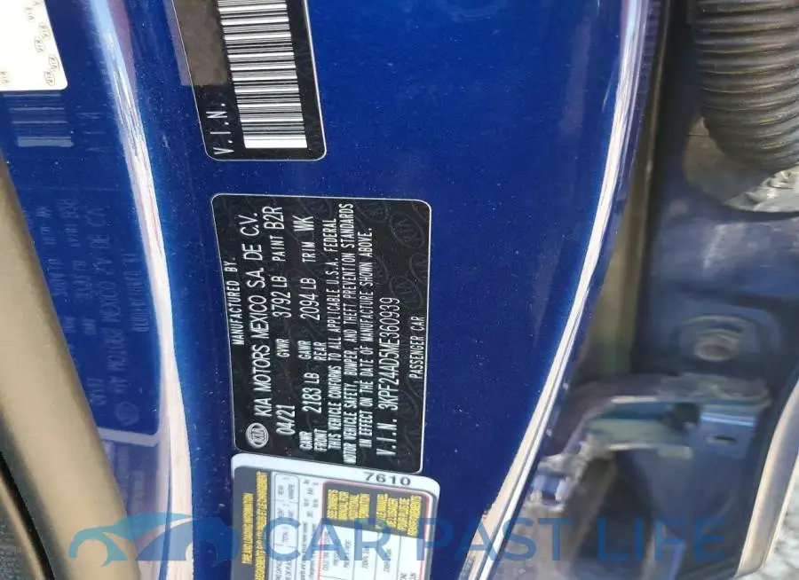 3KPF24AD5ME360939# 13