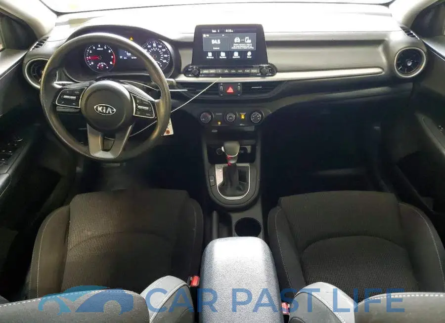 3KPF24AD6ME300118# 8