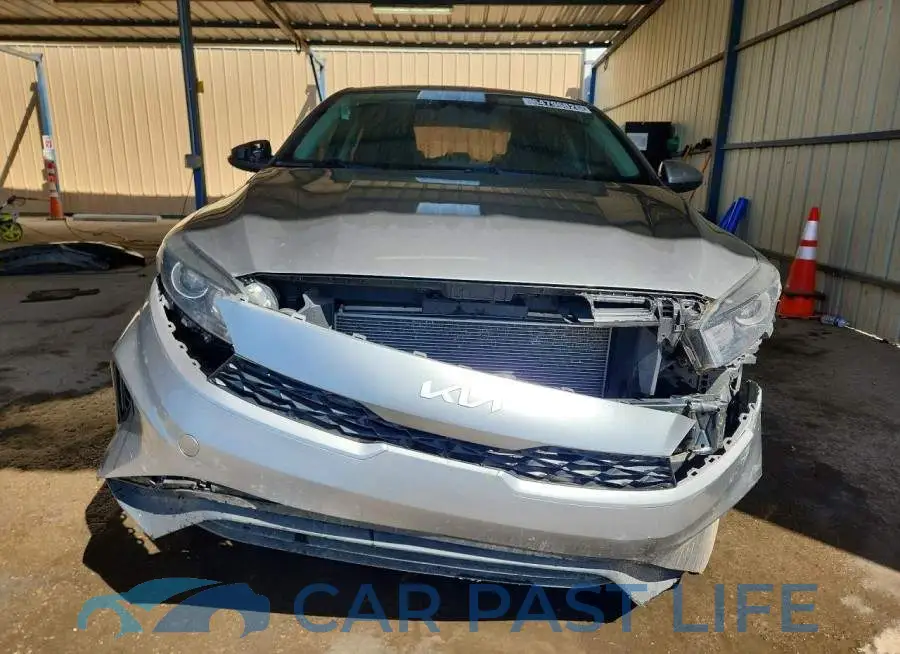 3KPF24AD7PE603915# 5