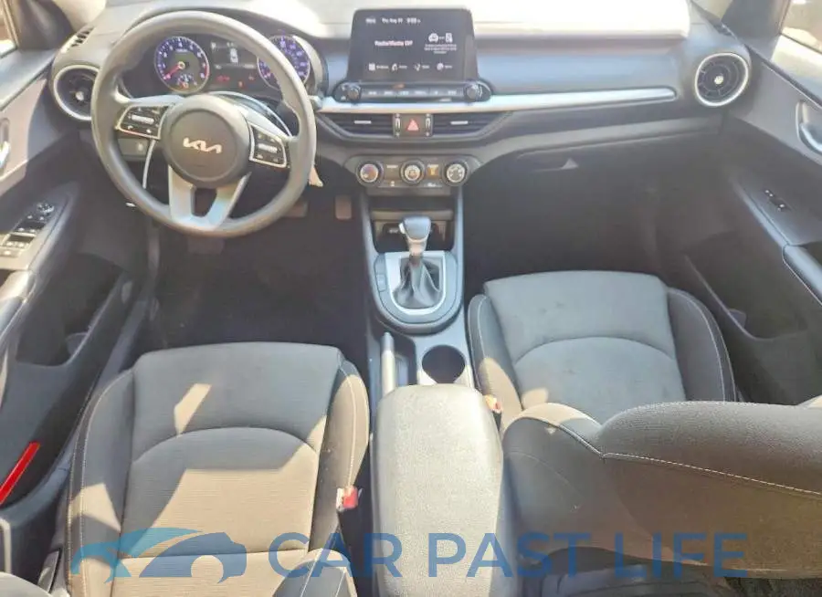3KPF24AD8PE597543# 8