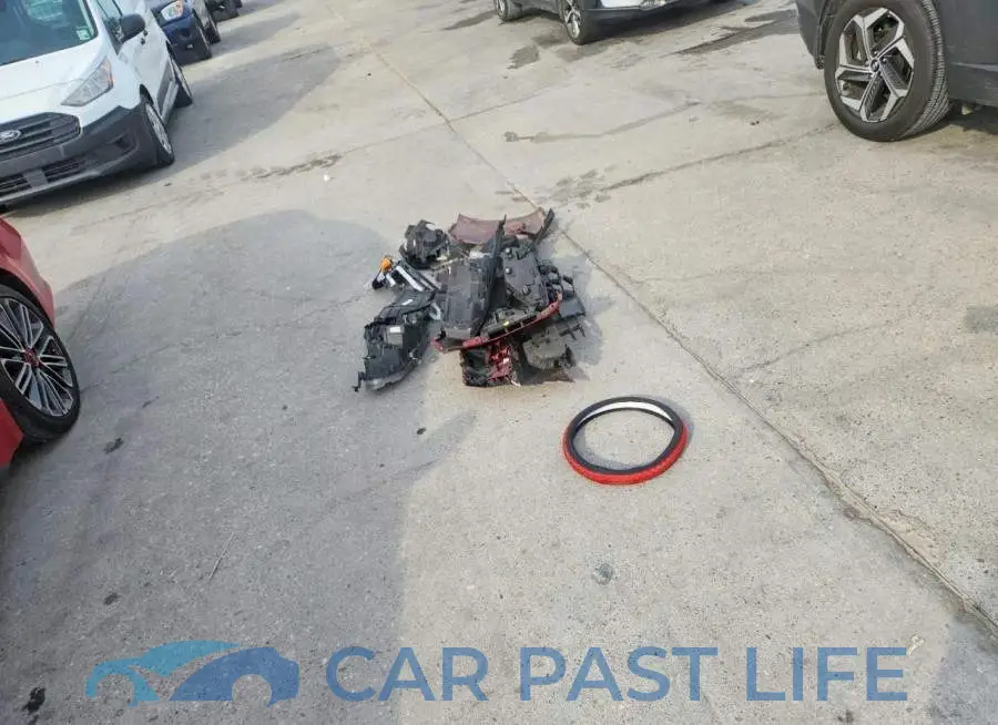 3KPF44AC1PE513676# 12