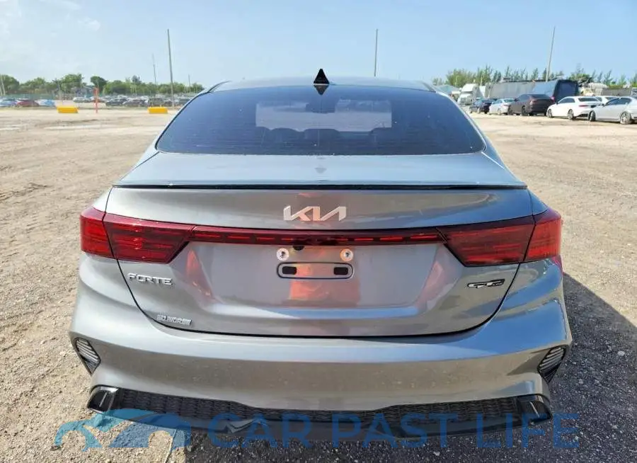 3KPF54AD9PE611702# 6