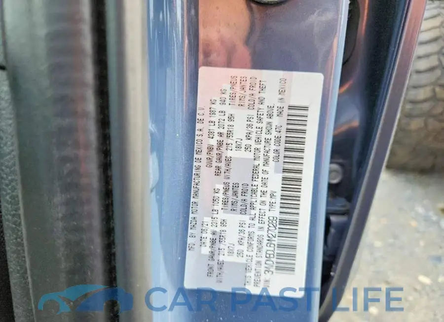 3MVDMBDL6MM270289# 13