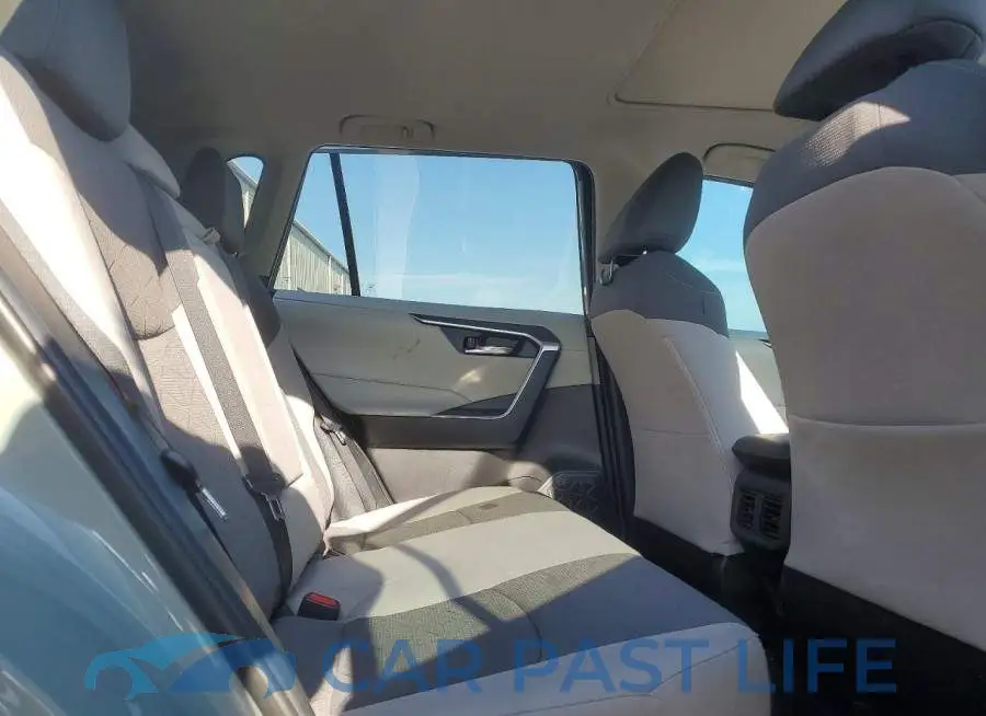 2T3W1RFV8MW130611# 11