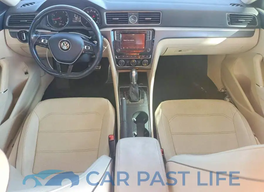 1VWDT7A39HC024847# 8