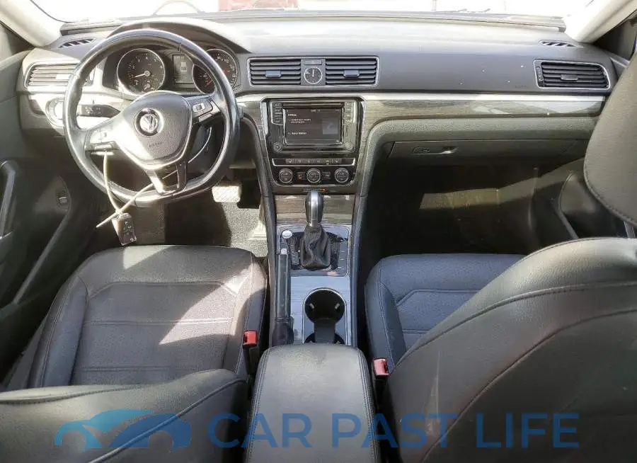 1VWGT7A37HC068634# 8