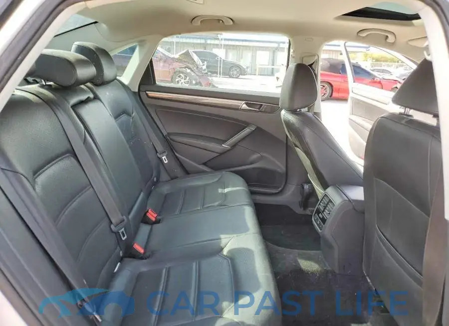 1VWGT7A37HC068634# 10