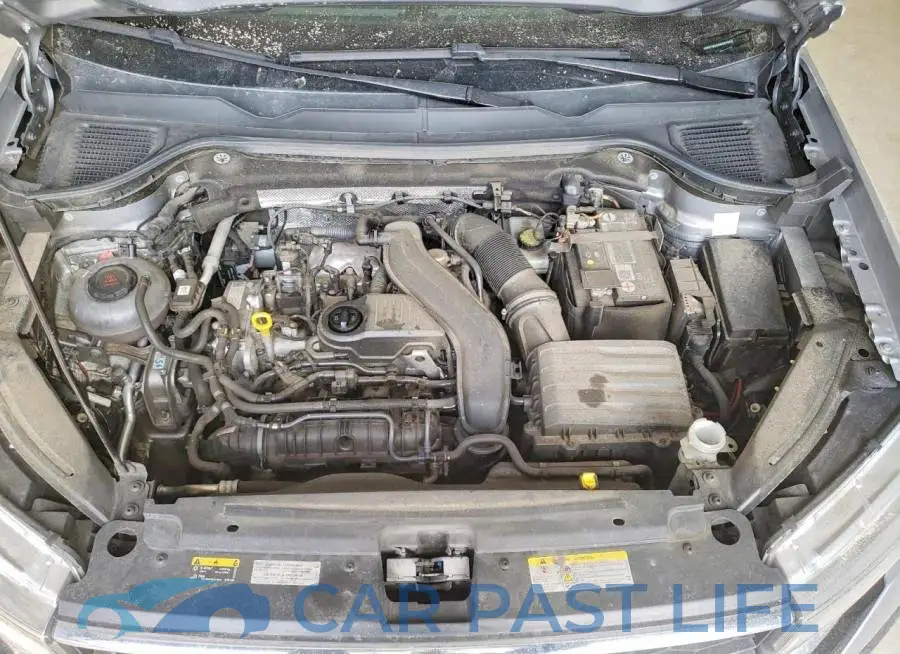 3VVRX7B24NM097882# 12