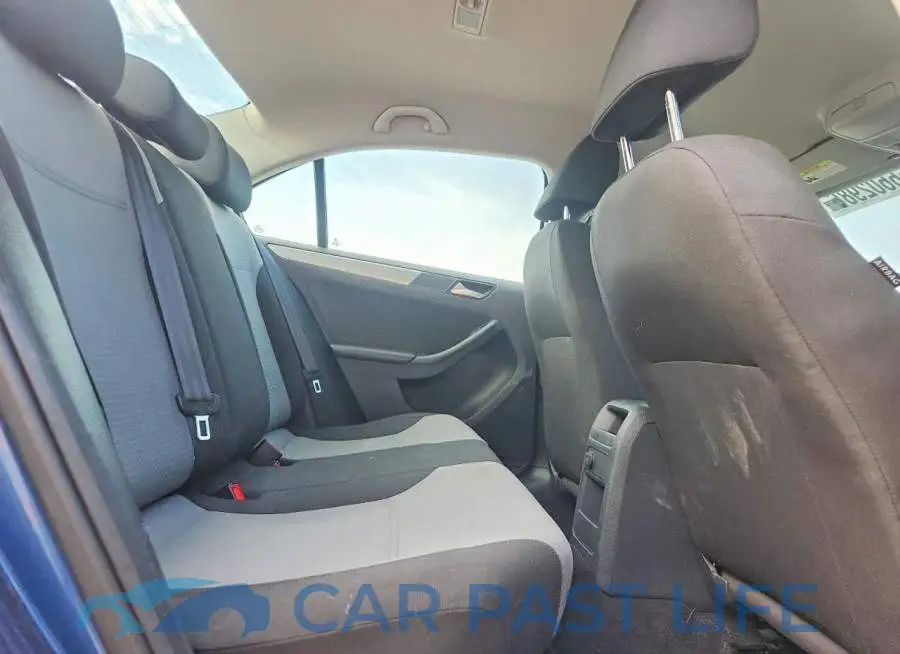 3VW2B7AJ6HM346742# 10