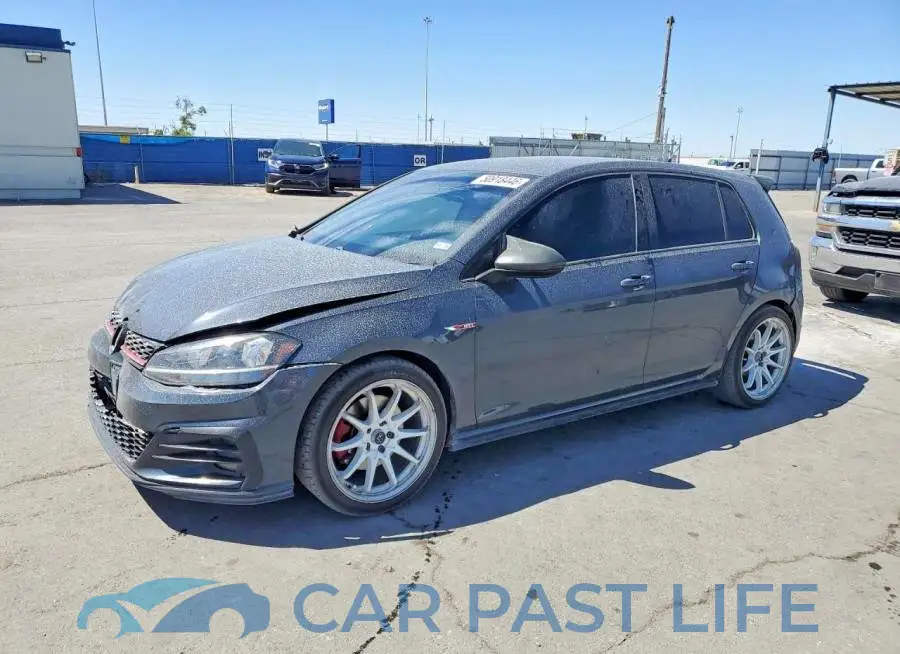 3VW547AU7JM295999# 1