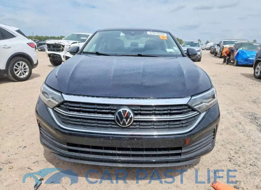 3VW5M7BU3RM057741# 5