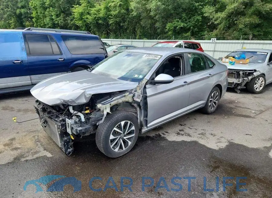 3VW5M7BUXRM014210# 1
