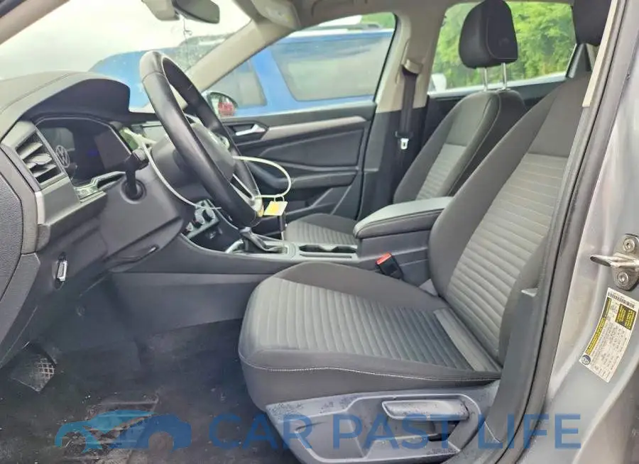 3VW5M7BUXRM014210# 7