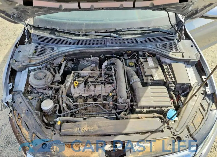 3VWCB7BU9LM028250# 11