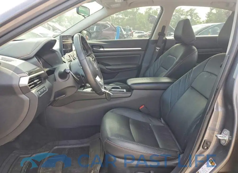 1N4BL4CV7RN416955# 7