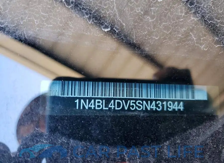 1N4BL4DV5SN431944# 13