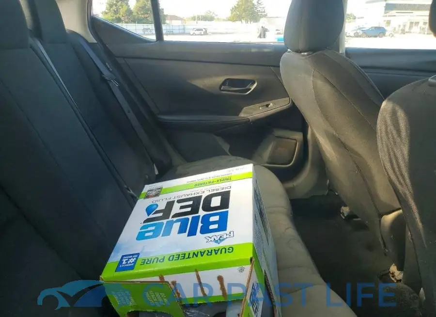3N1AB8BV8RY287163# 10