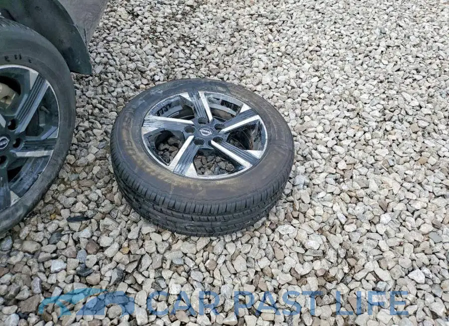 3N1AB8CV2SY394102# 12