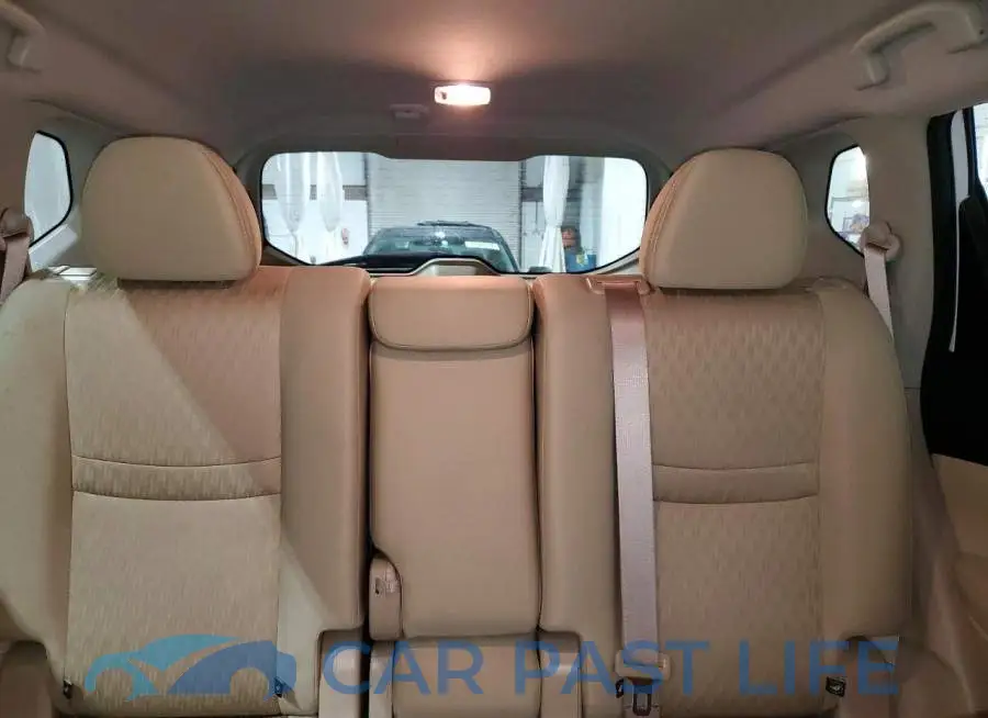 JN8AT2MV7HW019297# 10