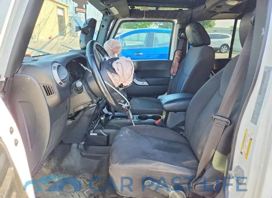1C4BJWDG4HL561196# 7