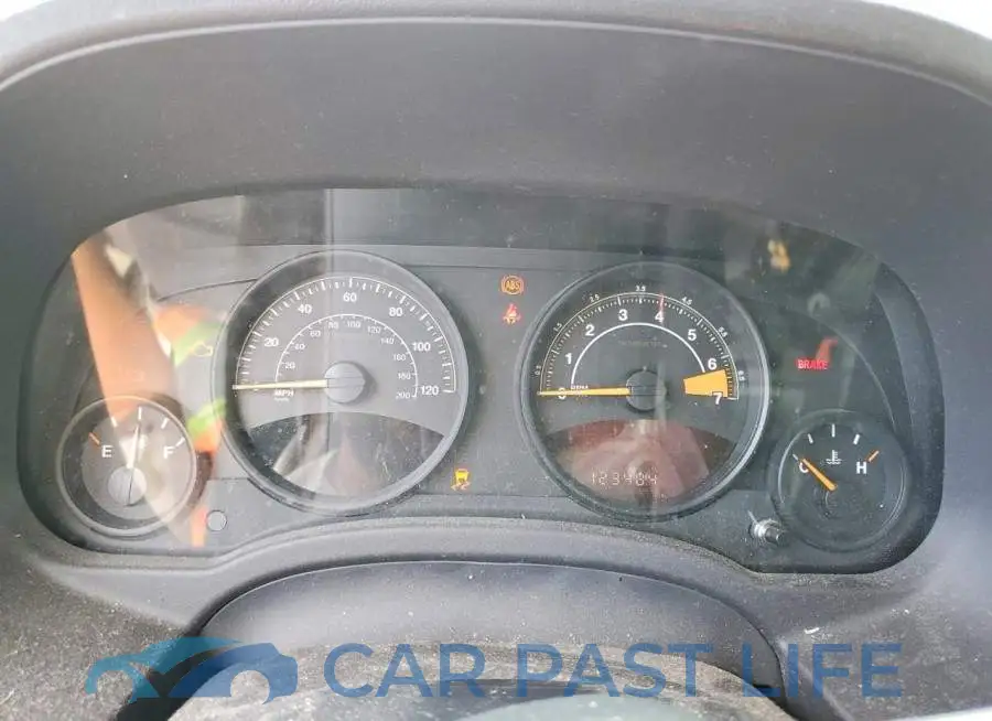 1C4NJRFB5HD206306# 9
