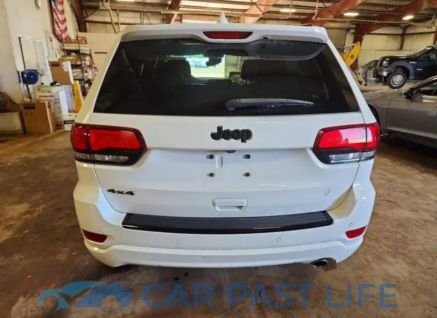 1C4RJFAG3JC360169# 6