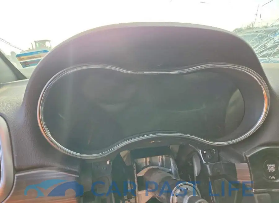 1C4RJFBG1KC665590# 9