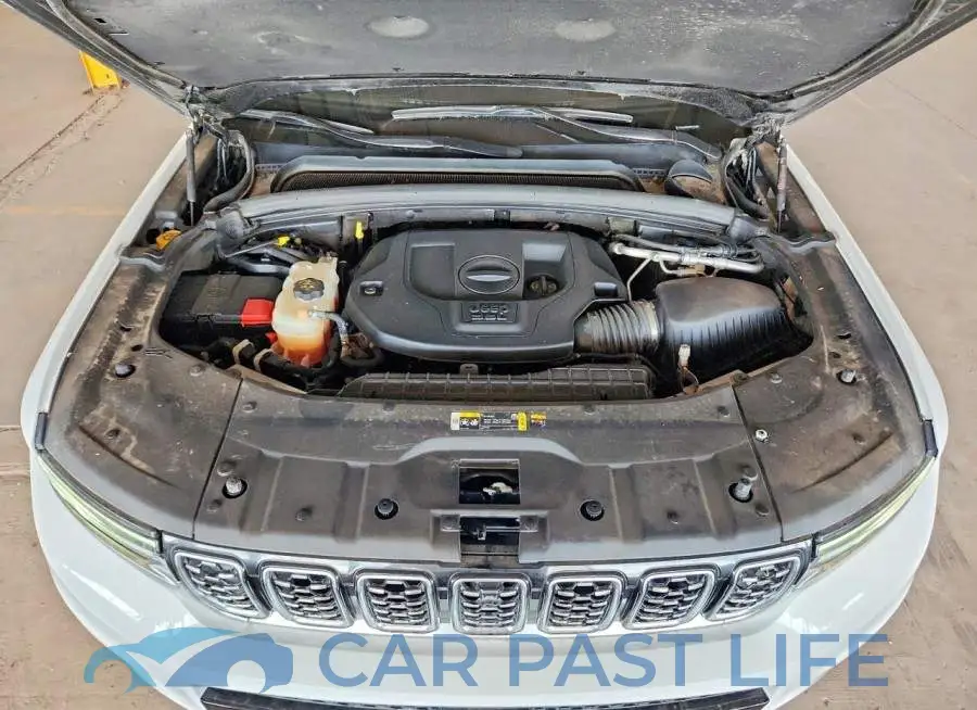 1C4RJKEG1P8101162# 12