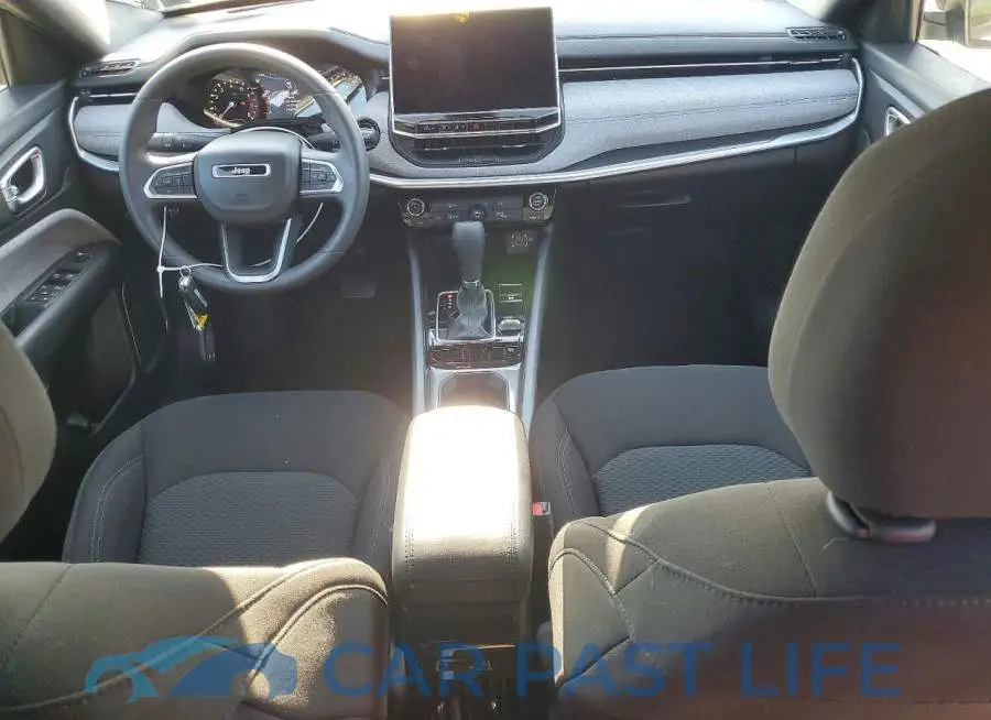 3C4NJDAN2RT106812# 8