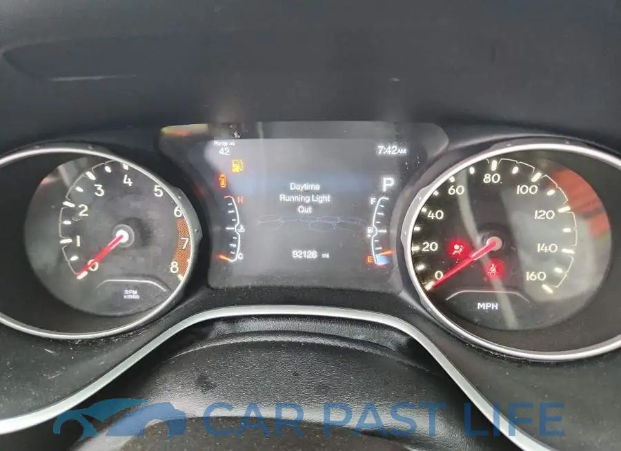 3C4NJDBB6JT232082# 9