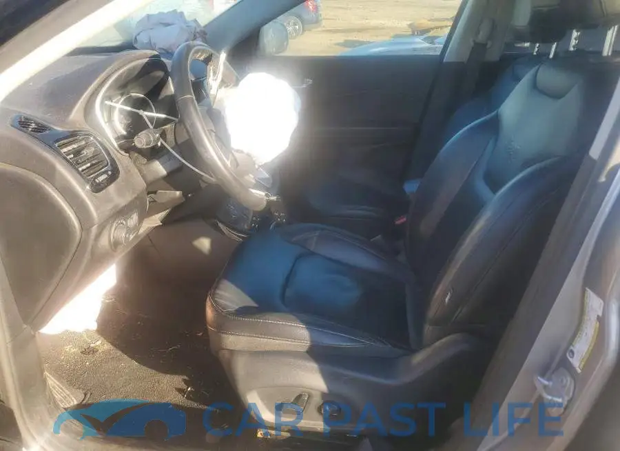 3C4NJDCB5JT424009# 7