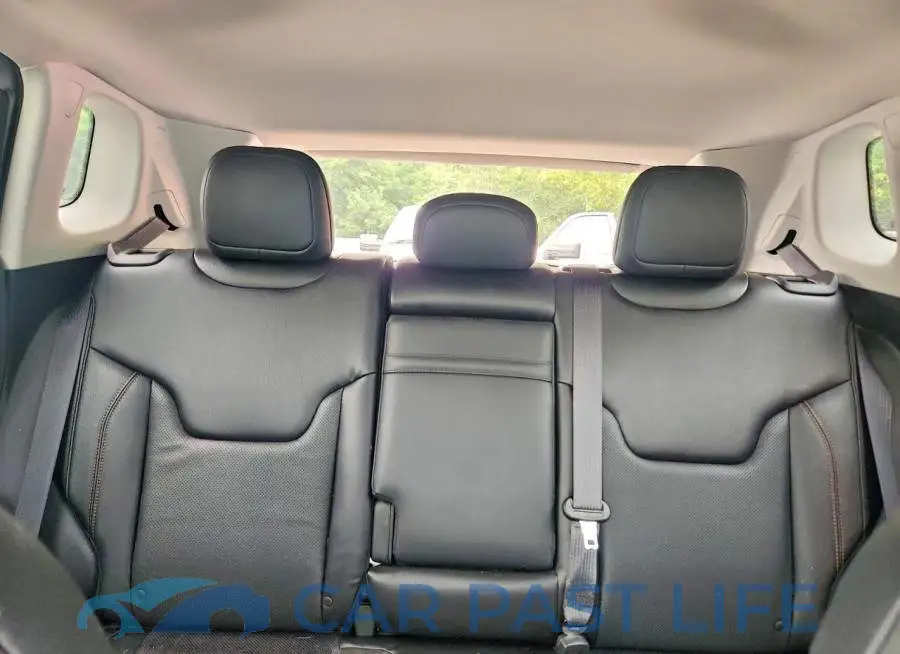 3C4NJDCB7JT135536# 10