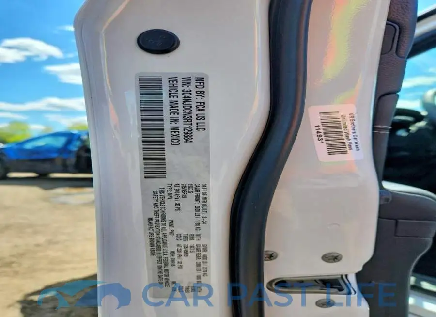 3C4NJDCN3RT129884# 14