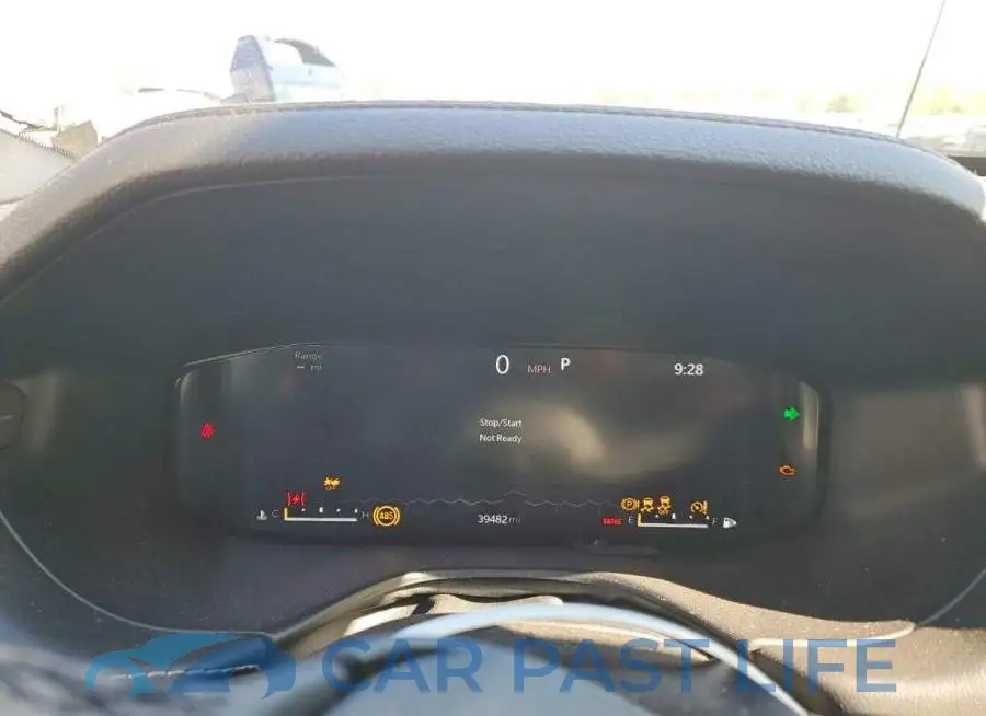 3C4NJDCN3RT129884# 9