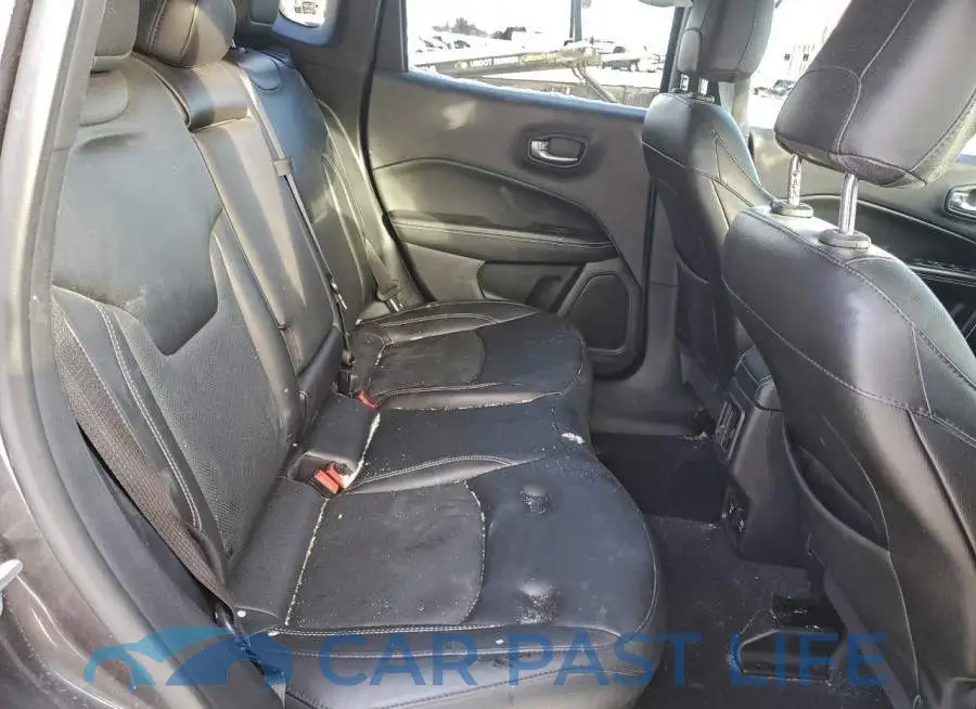 3C4NJDEB2MT521430# 10