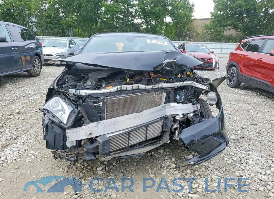 WDDSJ4GB2JN513118# 5