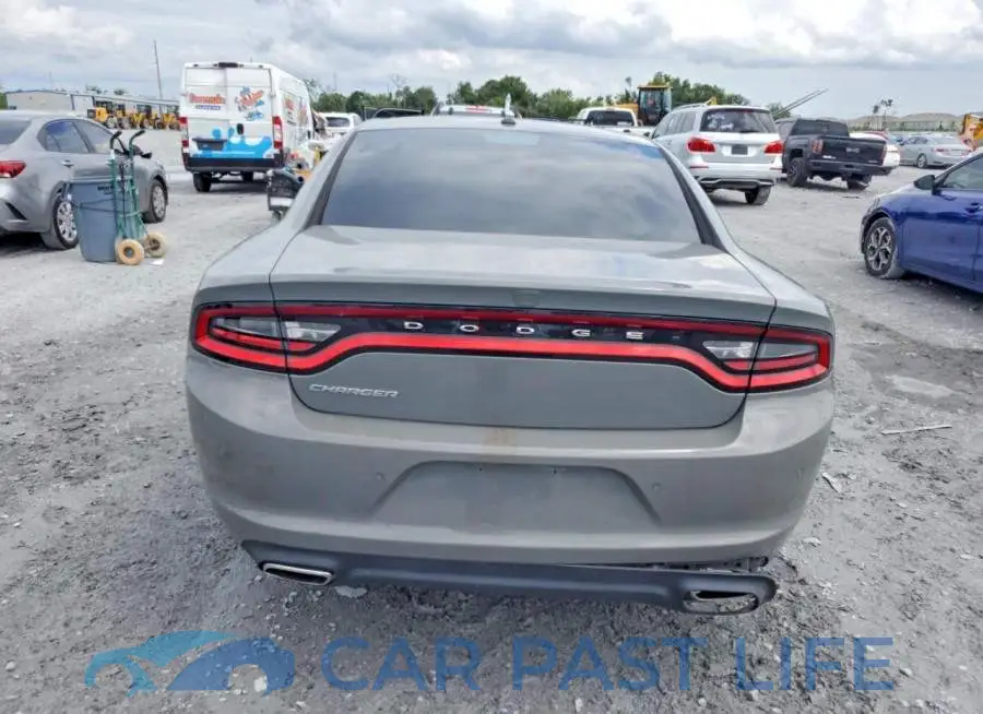 2C3CDXBG1KH717675# 6