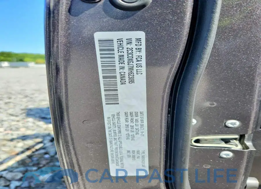 2C3CDXGJ7MH623095# 12