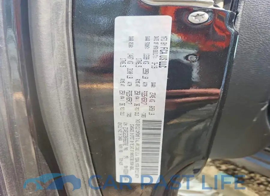2C4RDGEG9KR663702# 13